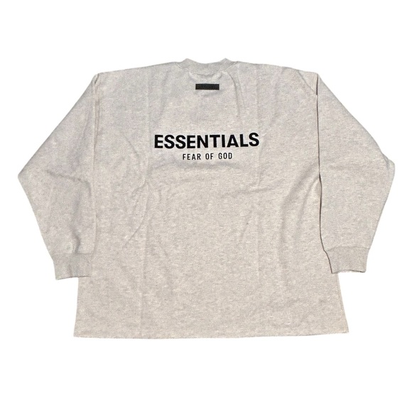 NWT Essentials sweatshirt - Picture 2 of 2